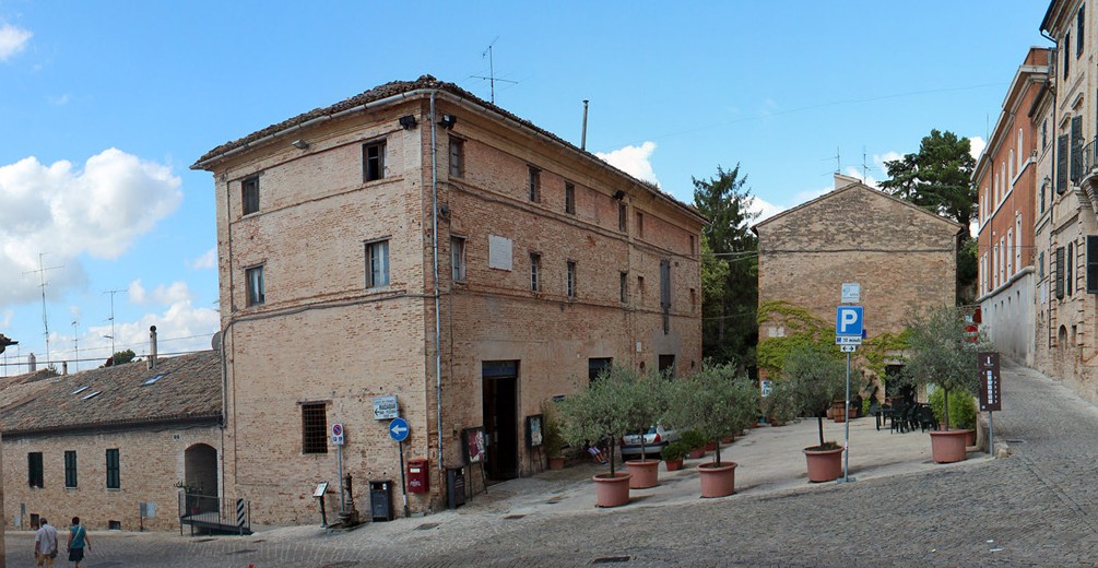Casa di Teresa Fattorini prima il restauro